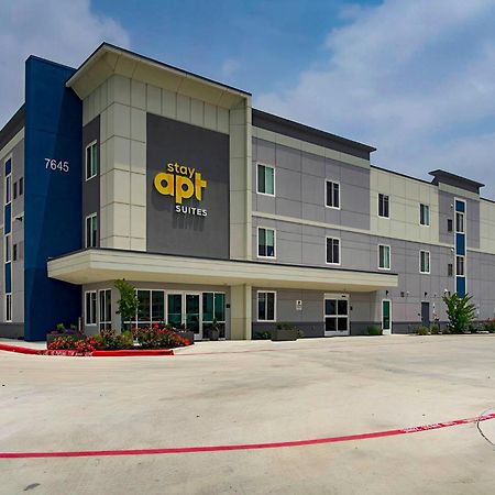 Stayapt Suites San Antonio-Randolph Live Oak المظهر الخارجي الصورة