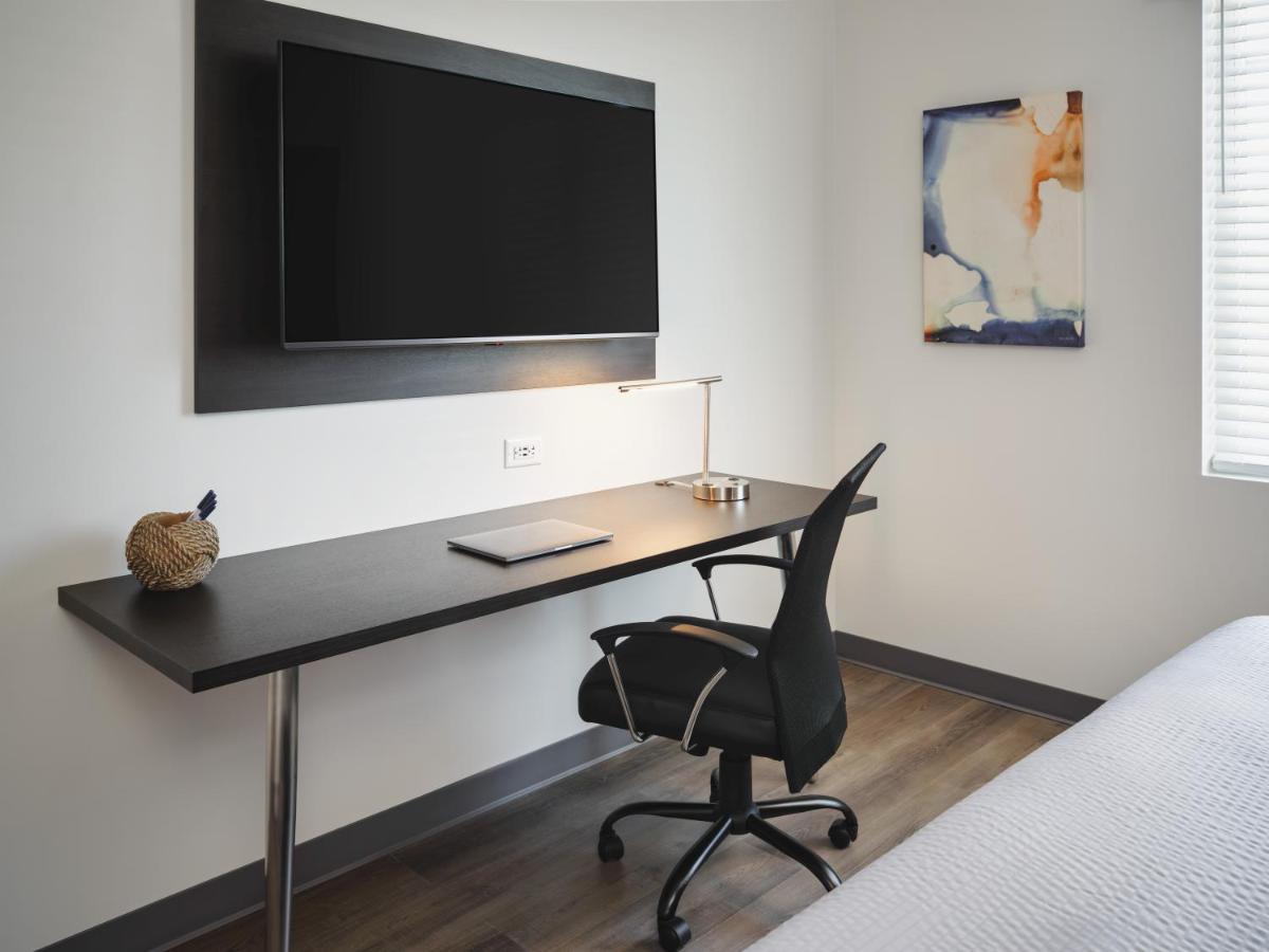 Stayapt Suites San Antonio-Randolph Live Oak المظهر الخارجي الصورة