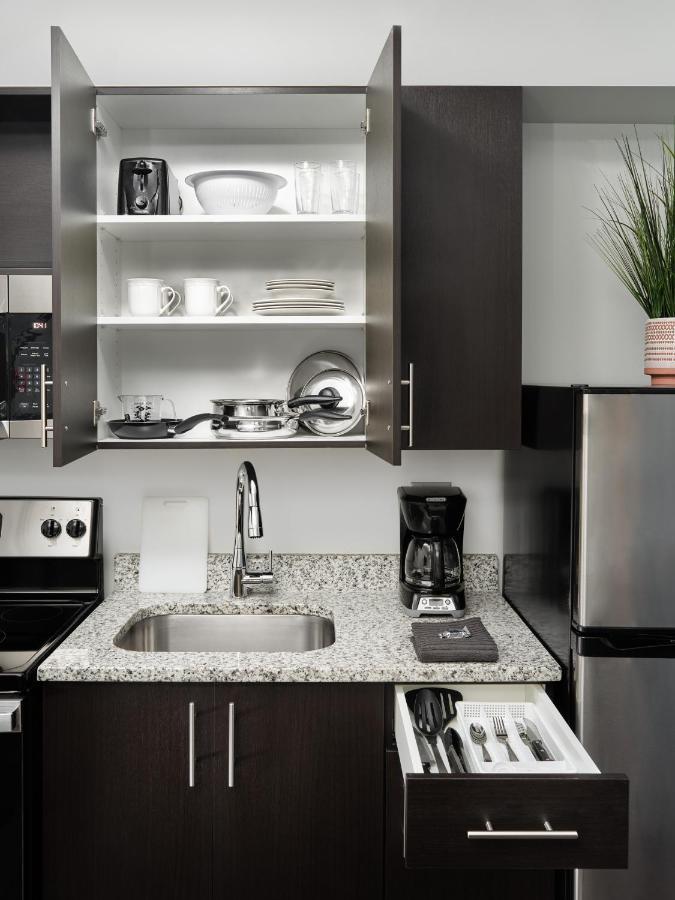Stayapt Suites San Antonio-Randolph Live Oak المظهر الخارجي الصورة