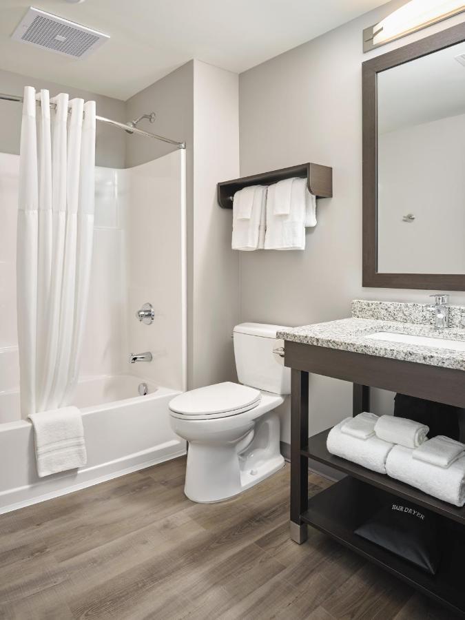 Stayapt Suites San Antonio-Randolph Live Oak المظهر الخارجي الصورة